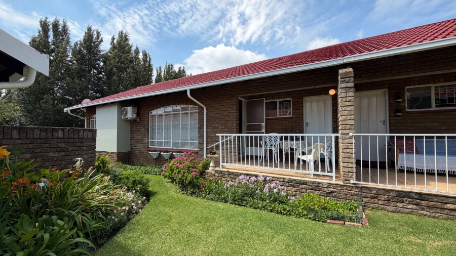 2 Bedroom Property for Sale in Miederpark North West